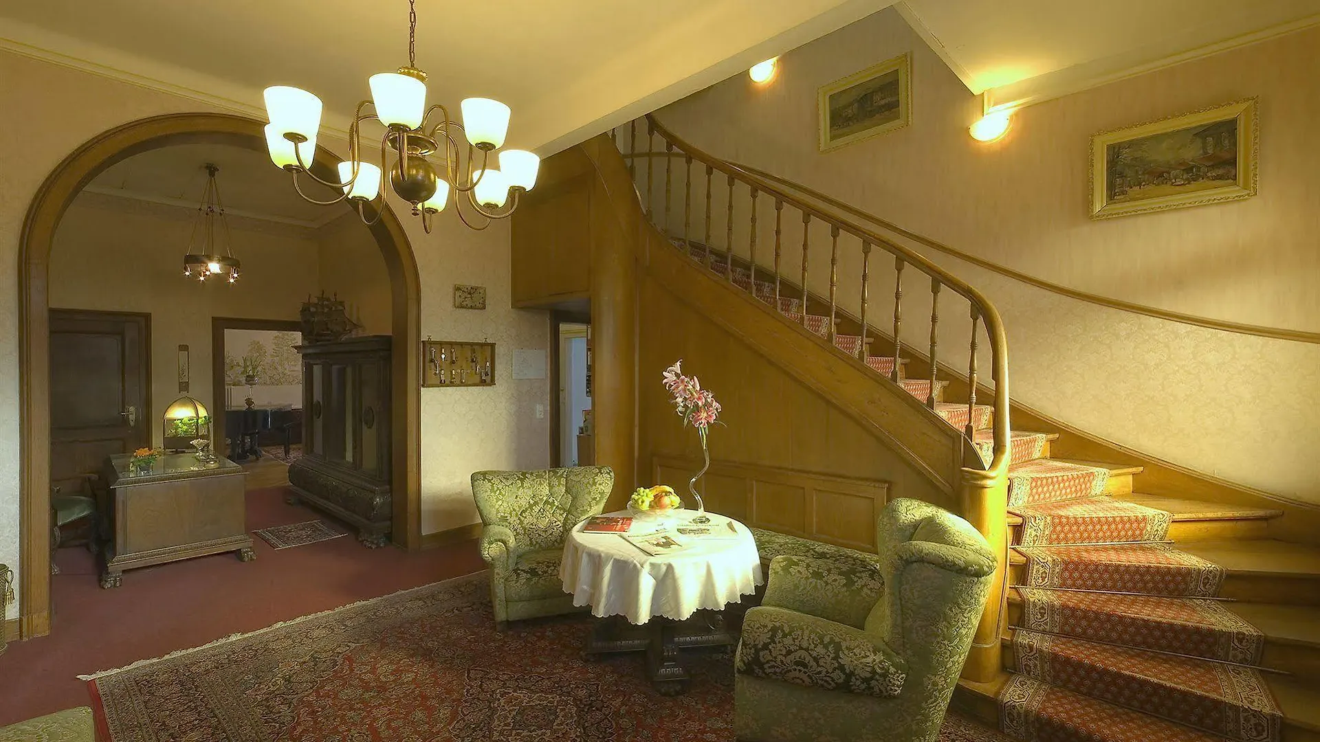 Hotel Am Berg Fráncfort del Meno